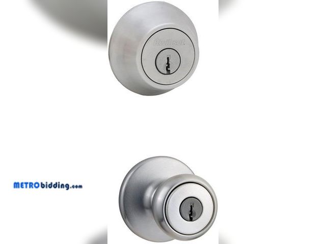 Lot 88-480750 - Kwikset 690 Tylo Entry Knob and Single Cylinder Deadbolt Combo, Satin Chrome