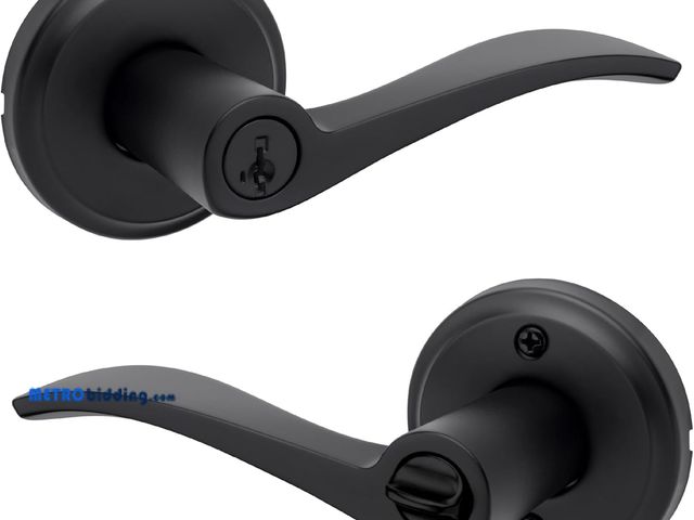 Lot 88-480188 - Kwikset Sedona Entry Door Handle with Lock and Key, Secure Keyed Reversible Lever Exterior, for Fron...