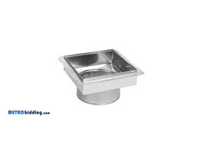 Lot 88-495679 - Master Flow 14 in. x 14 in. to 12 in. Ceiling Register Box