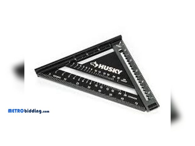 Lot 88-493637 - Husky 2-in-1 Extendable Square HSSP6N