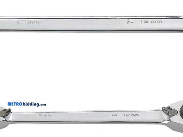 Lot 88-493717 - Husky Quad Drive Metric Ratcheting Wrench Set (2-piece)