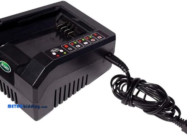 Lot 88-483625 - Scotts Outdoor Power Tools CHL86200 62-Volt Lithium-Ion Battery Charger, Multi