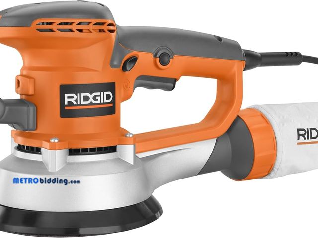 Lot 88-480178 - Ridgid R2611 Sander, 6-Inch VS Random Orbit Sander