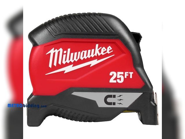 Lot 88-492420 - Milwaukee 25 ft. Magnetic Tape Measure 48-22-1025M