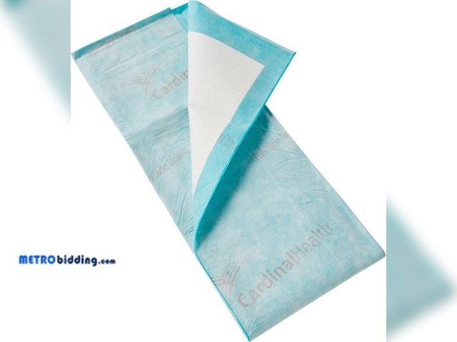 Lot 88-498464 - Cardinal Health™ Premium Underpad Relocation WINGS™ Maximum Absorbency, Light Green, 30 x 36 Inches,...