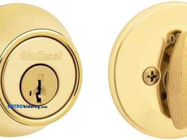 Lot 88-493640 - Kwikset SmartKey Security Polished Brass Metal Single Cylinder Deadbolt