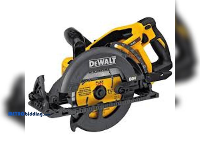 Lot 88-493871 - DEWALT FLEXVOLT 60V MAX Cordless Brushless 7-1/4 in. Wormdrive Style Circular Saw (Tool Only)