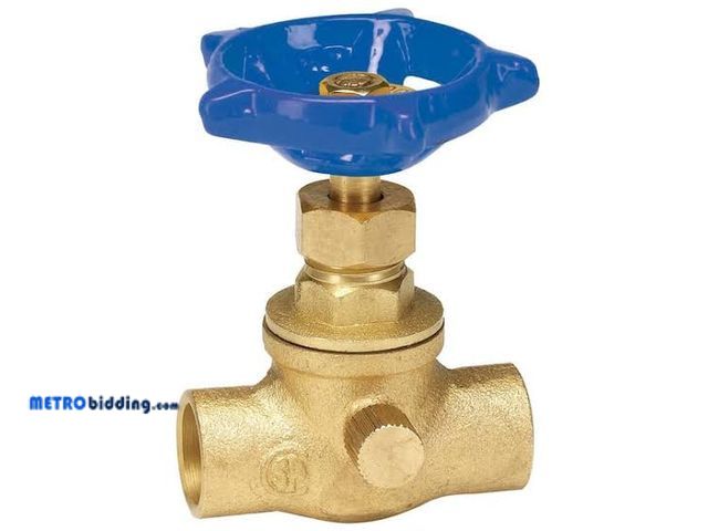 Lot 88-482396 - Everbilt 1/2 in. SWT x 1/2 in. SWT Brass Stop and Waste Valve 220-4-12-EB