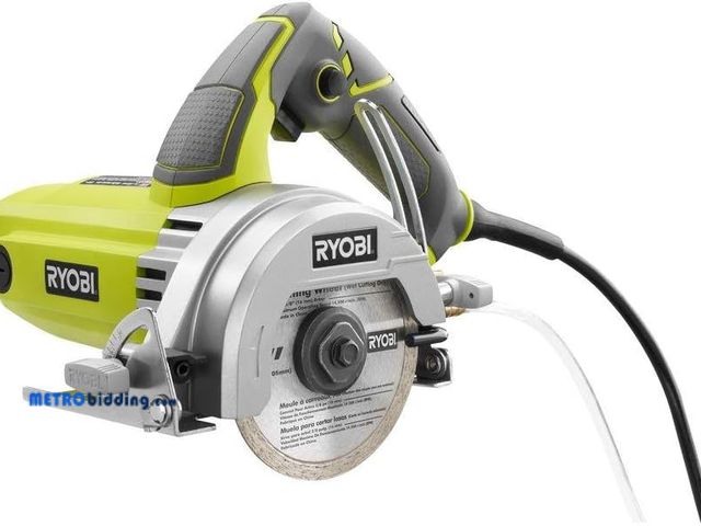 Lot 88-480497 - Ryobi 4 in. Tile Saw by Ryobi