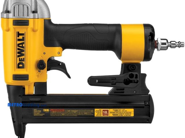 Lot 88-492668 - DEWALT DWFP1838 18GA 1/4-Inch Crown 1-1/2-Inch Finishing Stapler