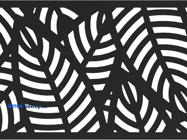Lot 88-498201 - 2'x4' Sanibel Decorative Screen, Black
