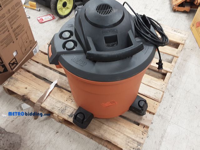 Lot 88-492285 - RIDGID Wet Dry Vacuums VAC1200 Heavy Duty Wet Dry Vacuum Cleaner and Blower Vac, 16-Gallon, 5.0 Peak...