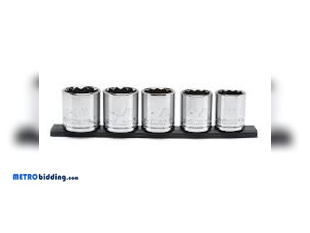 Lot 88-480096 - Husky 1/2 in. Drive SAE Large Socket Set (5-Piece)