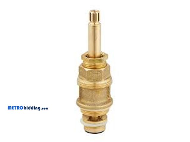 Lot 88-495414 - Pfister 910-022 Crown Imperial Replacement Diverter Stem