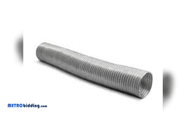 Lot 88-495635 - Everbilt 4 in. x 8 ft. Heavy-Duty Semi-Rigid Aluminum Duct