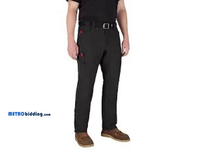 Lot 88-493754 - Milwaukee Men's 32 in. x 32 in. Black FREEFLEX Tech Work Pants with 7 Pockets M651B-3232