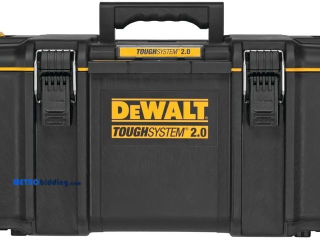 Lot 88-498812 - DEWALT TOUGHSYSTEM 2.0, Large Tool Box, 22 in, 110 lbs. Capacity (DWST08300)