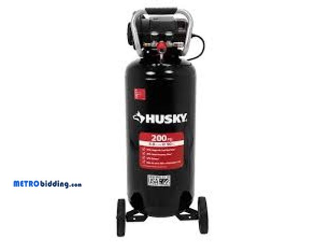 Lot 88-480597 - Husky 20 Gal. 200 PSI Oil Free Portable Vertical Electric Air Compressor C202H, tested works