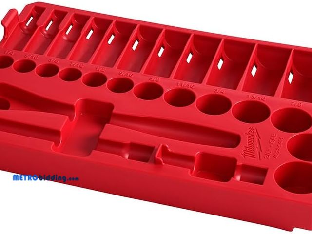 Lot 88-480130 - Milwaukee 48-22-9481T 3/8” Ratchet Socket Set w/PACKOUT SAE Tray -28pc