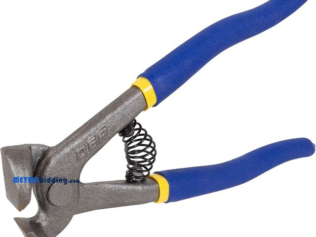 Lot 88-501355 - QEP 8" Rust-resistant Steel Tile Nipper for Tile up to 1/4" Thick