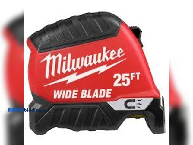 Lot 88-493633 - Milwaukee 25 ft. Wide Blade Magnetic Tape Measure With 18 ft. Reach, Used