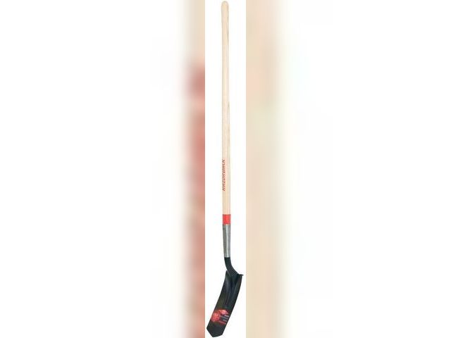 Lot 88-498959 - RAZOR-BACK 2594600 4-In Trenching Shovel With Wood Handle