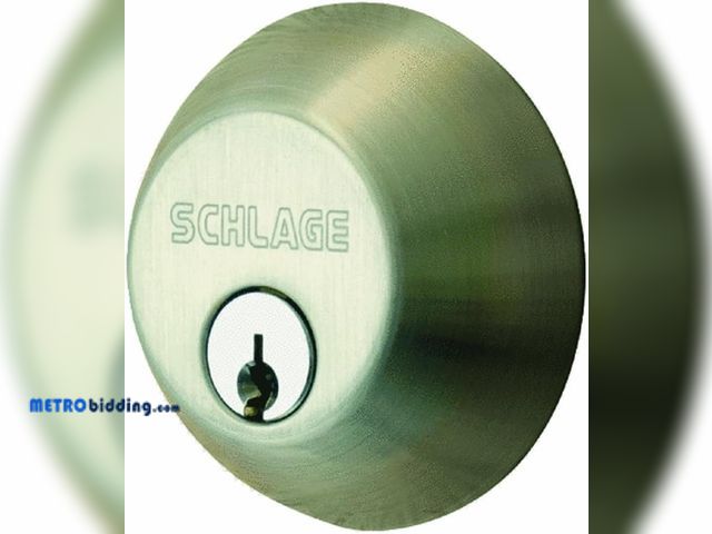 Lot 88-480475 - SCHLAGE Lock CO SCHLAGE Lock CO B62NV619 Satin Nickel Double Cylinder Deadbolt