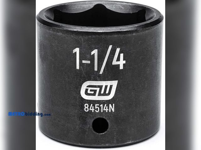 Lot 88-498015 - GEARWRENCH 1/2" Drive 6 Pt. Standard Impact Socket, 1-1/4" - 84514N
