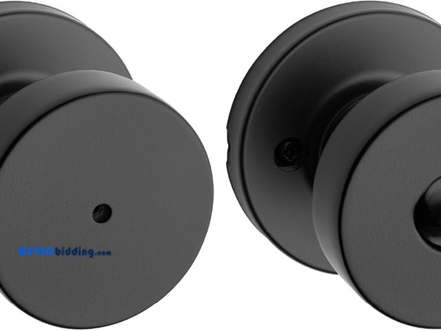 Lot 88-493925 - Kwikset Pismo Interior Privacy Door Knob with Lock, Door Handle For Bathroom and Bedroom, Matte Blac...