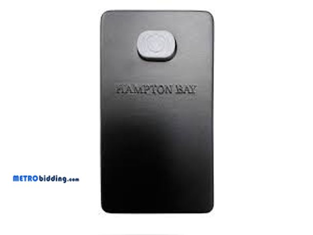 Lot 88-499346 - Hampton Bay Low Voltage 30-Watt Landscape 15-Volt Plug-In Transformer For Use With Smart Low