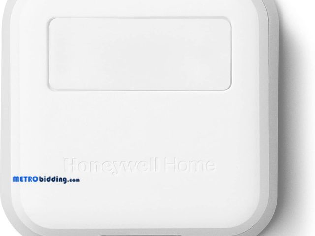 Lot 88-495800 - Honeywell Home RCHTSENSOR-1PK, Smart Room Sensor works with T9/T10 WIFI Smart Thermostats