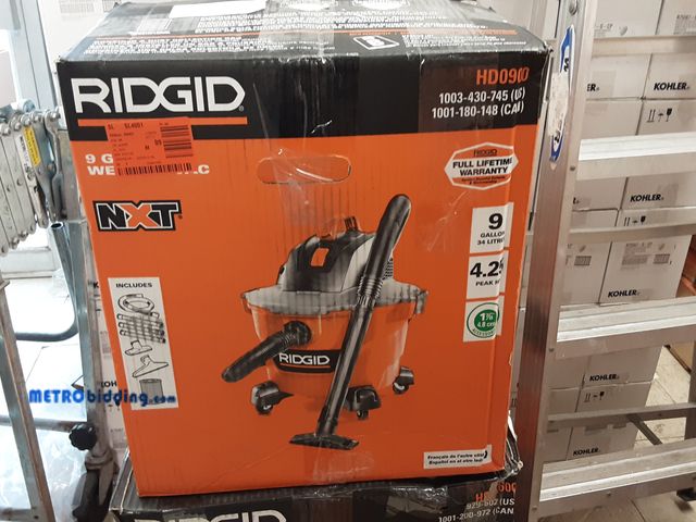 Lot 88-480244 - RIDGID 9 Gal. 4.25 Peak HP NXT Shop Vacuum Wet Dry Vac with General Debris Filter, missing accessori...
