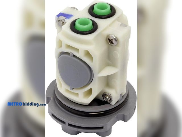 Lot 88-480538 - American Standard M952100-0070A Pressure Balancing Unit for Single-Control Tub/Shower Valve