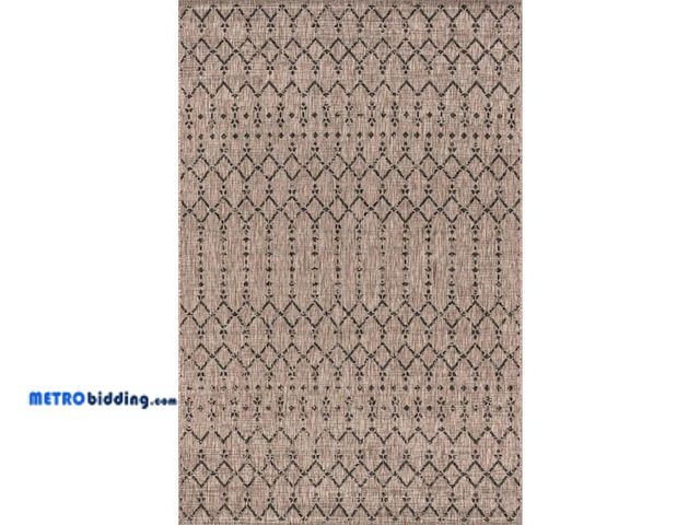 Lot 88-496296 - JONATHAN Y Ourika Moroccan Geometric Textured Weave Light Gray/Black 9 ft. x 12 ft. Indoor/Outdoor A...