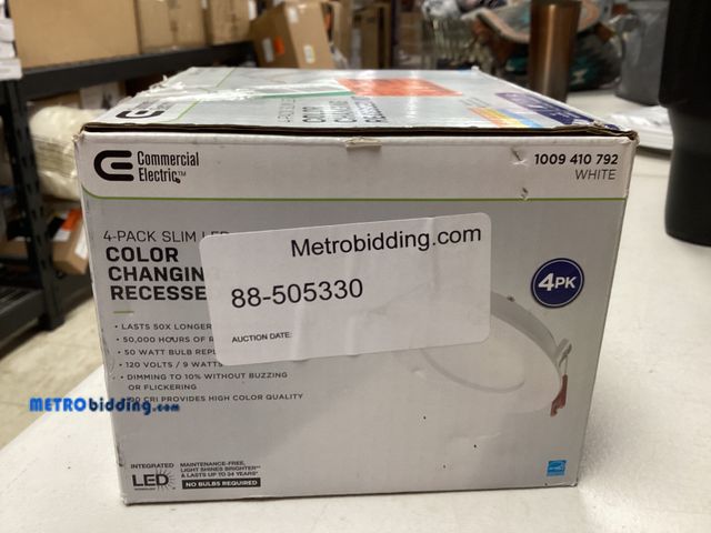Lot 88-505330 - Commercial Electric (4-Pack) 4 in. Matte White Integrated LED Recessed Trim