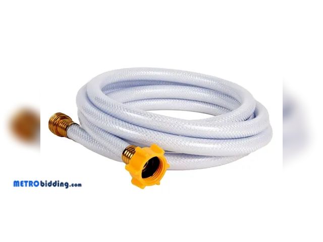 Lot 88-498243 - Camco TastePURE 10' Drinking Water Hose