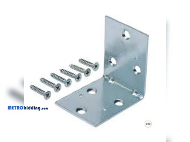 Lot 88-501227 - Everbilt (2-Pack) 2 in. Zinc-Plated Double-Wide Corner Brace