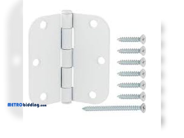 Lot 88-501254 - Everbilt 3-1/2 in. x 5/8 in. Radius White Squeak-Free Door Hinge, Lot of 2