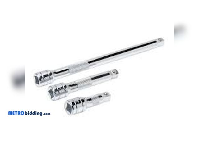 Lot 88-480199 - Husky 1/2 in. Drive Wobble Extension Set (3-Pieces)