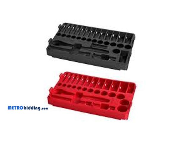 Lot 88-480174 - Milwaukee Tool 48-22-9482T 32 Pc. 3/8 In. Drive Metric Ratchet And Socket Tray, black