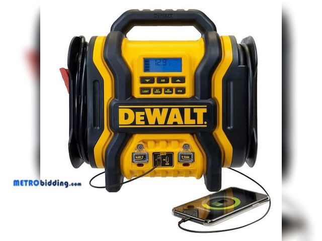 Lot 88-492101 - DEWALT Portable Power 2000 Peak Amp Jump Starter w/Digital Compressor DXAEPS14  MSRP: $202.73