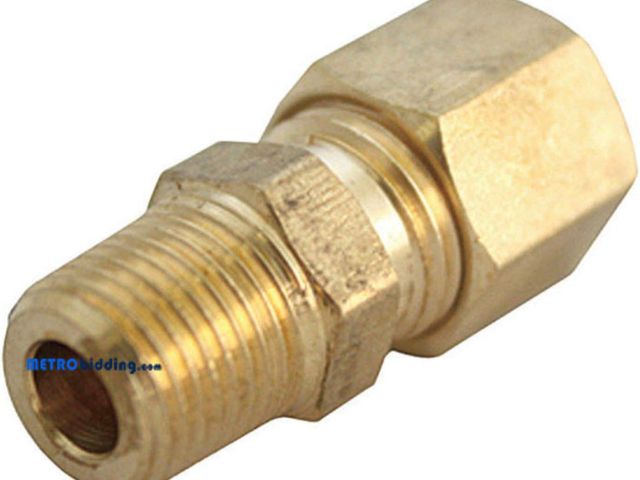Lot 88-506092 - Connector Compression, 1/4" Comp X 1/2" Mpt