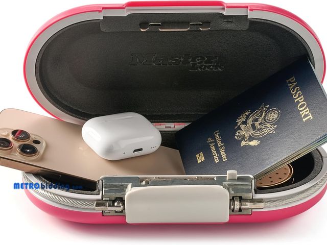 Lot 88-498095 - Master Lock Pink Portable Small Lock Box, Set Your Own Lock Combination Portable Safe, Personal Trav...