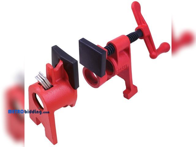 Lot 88-492499 - BESSEY H-Style 3/4 in. Black Pipe Clamp Fixture Set BPC-H34
