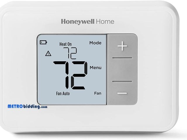 Lot 88-495716 - Honeywell Home RTH5160D1003 Non-programmable Thermostat, White