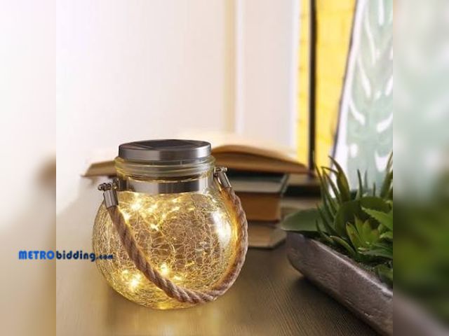 Lot 88-482624 - Harbor Breeze 5-in x 5.7-in Black Glass Solar Outdoor Decorative Lantern