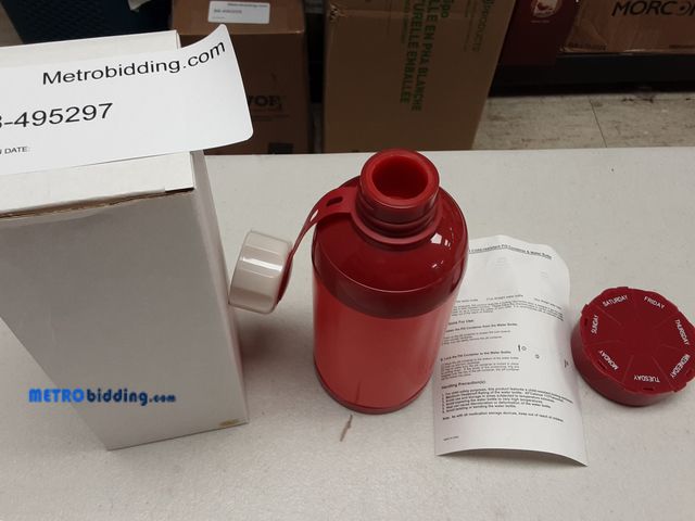 Lot 88-494302 - Child-resistant pill Container &amp; Water Bottle