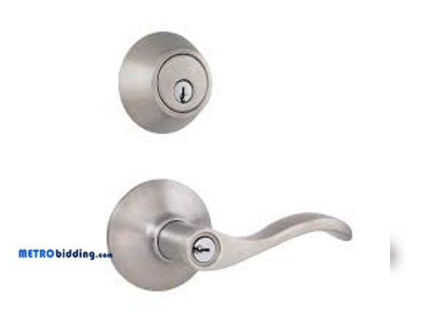 Lot 88-480557 - Defiant Naples Satin Nickel Combo Pack with Single Cylinder Deadbolt 32MYEX2D1B
