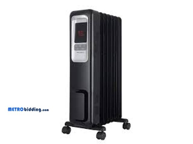 Lot 88-501274 - Pelonis 1,500-Watt Digital Electric Oil-Filled Radiant Portable Space Heater HO-0280