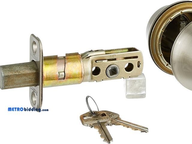 Lot 88-493856 - Kwikset 665 Double Cylinder Two Sided Deadbolt in Satin Chrome